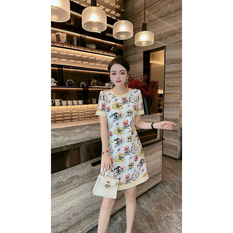 HÀNG NHẬP - ĐẦM SUÔNG LỤA HOA VAI PHỐI NÚT TAY NGẮN