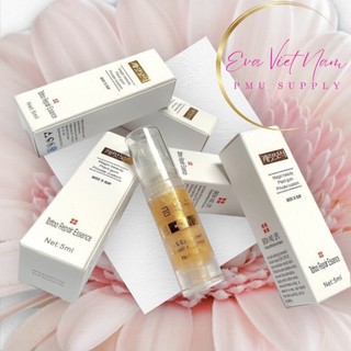 Dưỡng Collagen tinh chất vàng Hàn Quốc giúp tái tạo da môi, cung cấp độ ẩm giúp làm đều màu