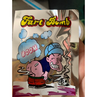 boom thúi trắng 10 cái, bom đánh rắm