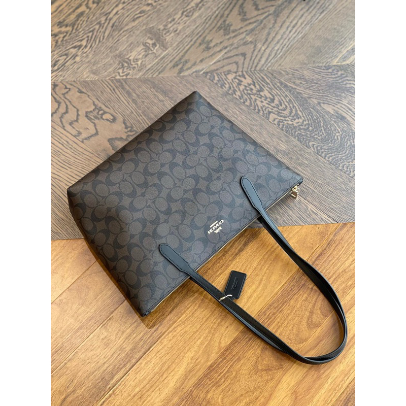 Túi coach zip top tote nữ
