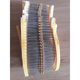 Điện trở 4k7 1/4 w ( gói 50 c0n)
