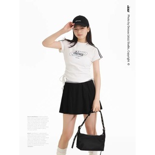 [Shop phụ áp mã] Áo thun DESSUU ngắn tay bó eo croptop thể thao màu trắng in hình "DESU STUDIO" áo phông (DESSUU)