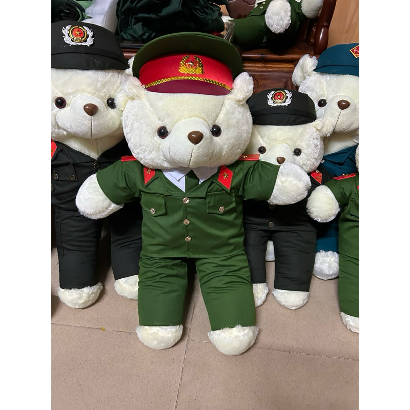 Gấu bông cảnh sát