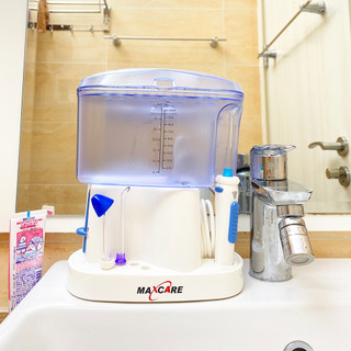 Máy tăm nước Maxcare Max-456L (Trắng)