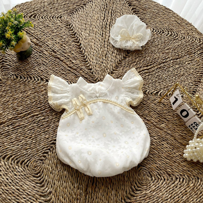 Body Cánh Tiên Cổ Tàu Trắng NHÍM XÙ KIDS Bé Gái Sơ Sinh, Đầy Tháng, Thôi Nôi Chất Tơ Hoa Ép Phối Ren B083