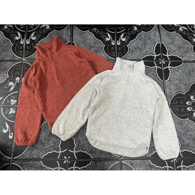 Áo len dệt kim cổ trụ bé gái, dòng đại, hàng dư Size 4/5 6/7 8 10/12 phom rộng rãi