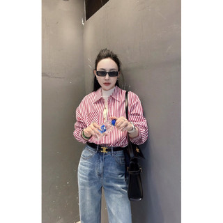 Áo sơ mi kẻ đỏ