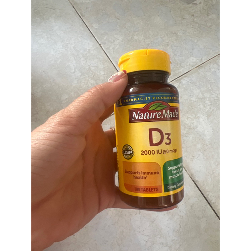 vitamin D3 2000iu mỹ 100 viên