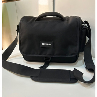 Túi đựng máy ảnh crumpler fom cứng