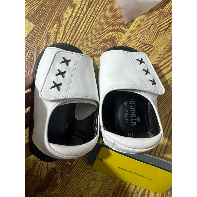 Giày sandal moimoln auth newtag có bíp bíp