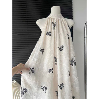 đầm maxi cổ yếm hoa nổi (Sẵn)