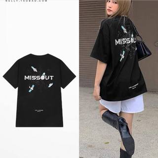 Áo thun form rộng phong cách unisex hình in Miss.out
