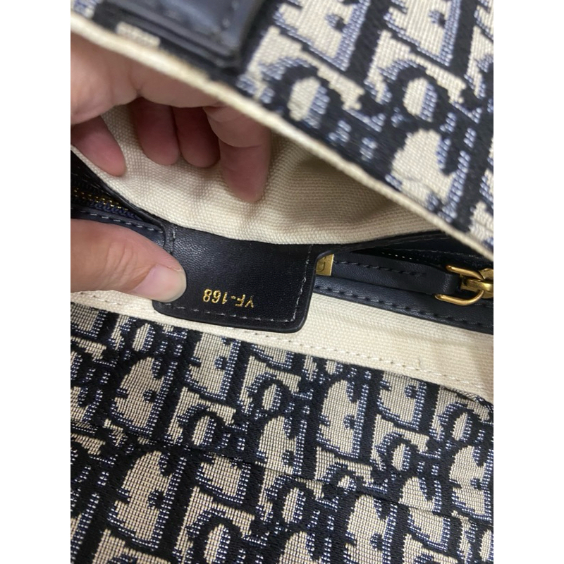 Túi si yên ngựa Dior