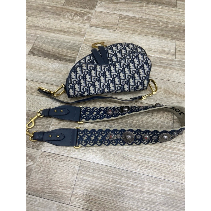 Túi si yên ngựa Dior