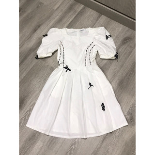 Pass đầm váy đính nơ dáng bồng brand HÈRLIAN siêu xinh size S