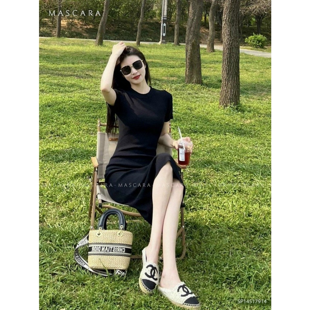 Váy body ríp sẻ sau quốc dân tôn dáng siêu đỉnh, Váy nữ bó sát basic sexy MOONYHANOI TV 754