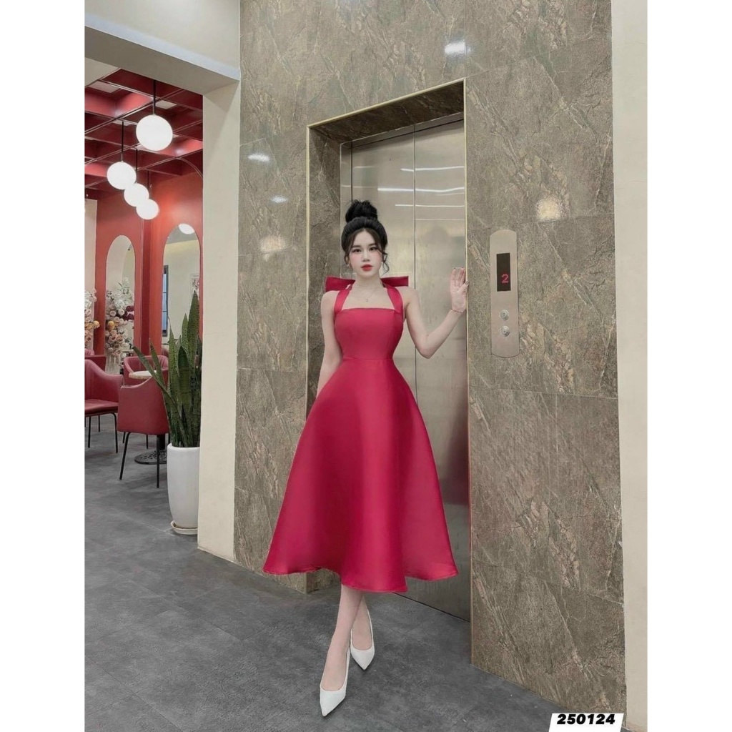 Đâm tapta dây cườm cài nút nơ lung DS