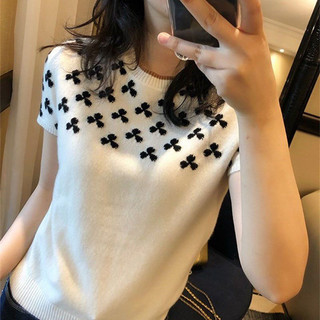 Áo dệt kim tay ngắn họa tiết cỏ ba lá