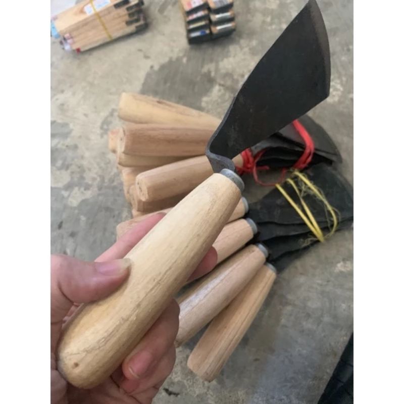 Dầm đất, dụng cụ trồng cây