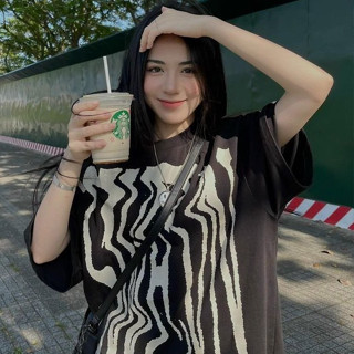 Áo phông form rộng local brand nam hãng Swe trái tim basic giá rẻ unisex tay lỡ oversize cổ tròn màu đen - Gin store