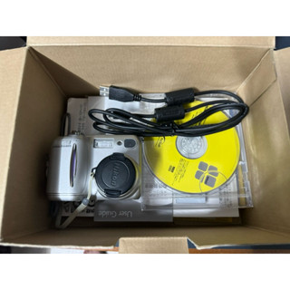 Máy ảnh kỹ thuật số compact du lịch Nikon Coolplix 885 - Màu ảnh Vintage - TẶNG KÈM PIN SẠC THẺ NHỚ