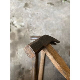 BÚA .Hàng nhật bãi