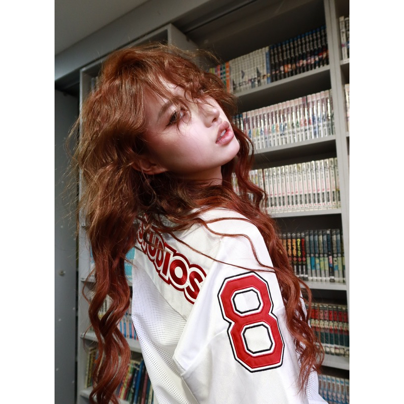 ÁO THỂ THAO ISAK JERSEY TRẮNG PHỐI ĐỎ SỐ 8 HOT TREND 2024