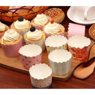 ( 1Cây = 50 Cái !!!) Set 50 Cup giấy cứng làm bánh Cupcake 6cm