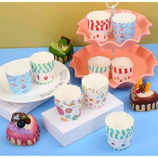( 1Cây = 50 Cái !!!) Set 50 Cup giấy cứng làm bánh Cupcake 6cm