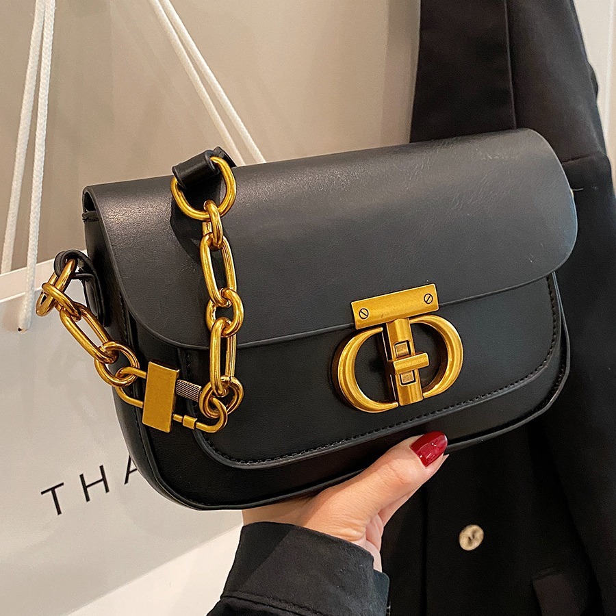 Túi xách nữ đeo chéo denim dáng thuyền phối xích vải bò_ TDC257