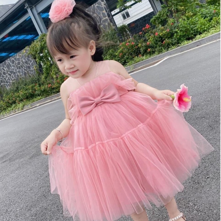 Váy Xếp Ngực Nơ Eo Xinh Xắn Cho Bé, Tặng Kèm Bờm Xinh Xắn