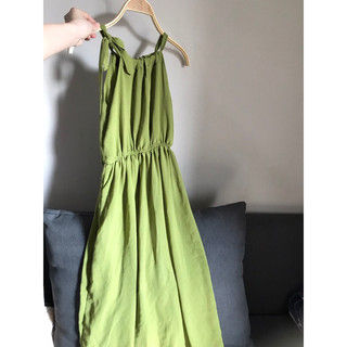 Pass đầm maxi yếm cột dây đi biển, siêu tôn da