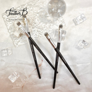Cọ che khuyết điểm Feather B Sep 76 Flat Concealer