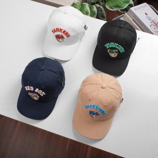 Mũ lưỡi trai phong cách Hàn Quốc red sox