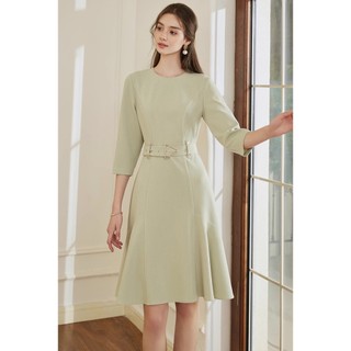 Đầm công sở cổ tròn tay lửng màu xanh nhạt đơn giản