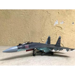 Mô hình Máy bay SU-35 Super Flanke - 1:100