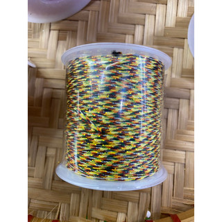 Cuộn chỉ ngũ sắc