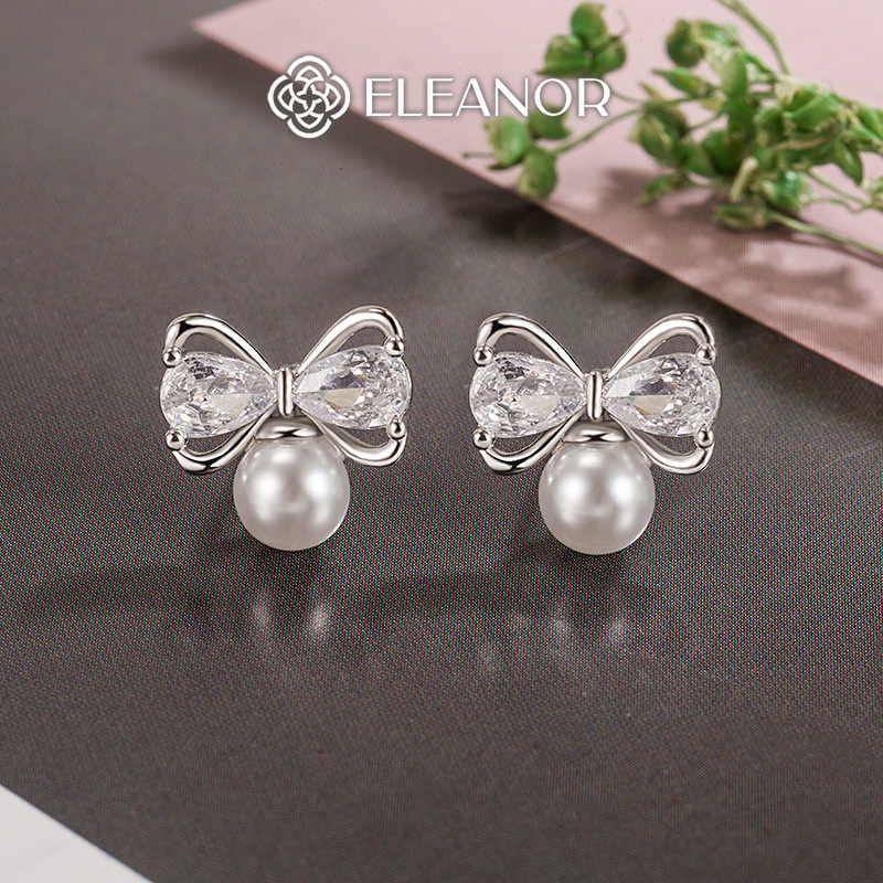Bông tai nữ chuôi bạc 925 Eleanor Accessories hình nơ khuyên tai đính đá phụ kiện trang sức 7001