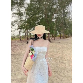 Váy Hai Dây Trắng Dáng Dài