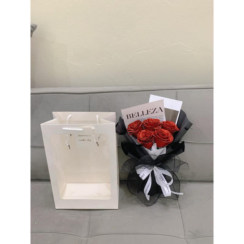 Hoa nhũ bó 5 bông kèm túi thiệp đèn