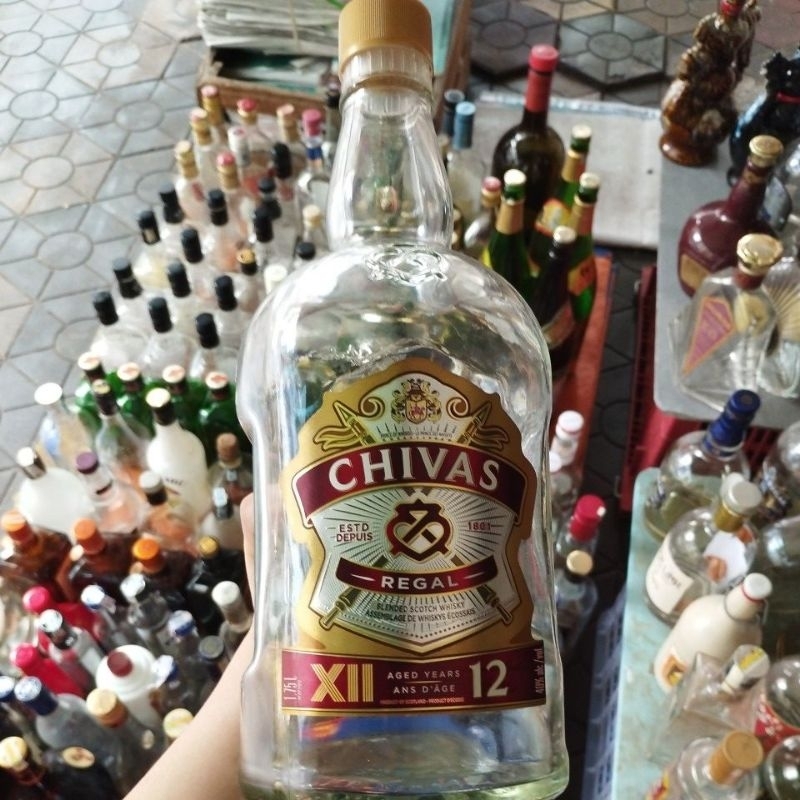 Vỏ chai Chivas 12 1.75 lít nút vặn