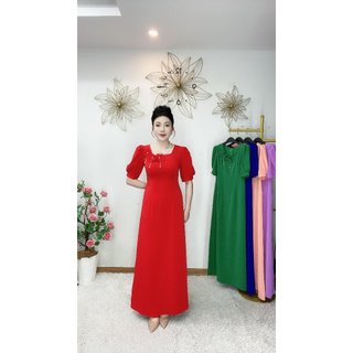 Áo dài cổ vuông tay bồng cổ phối hoa lụa mỹ dáng xuông truyền thống