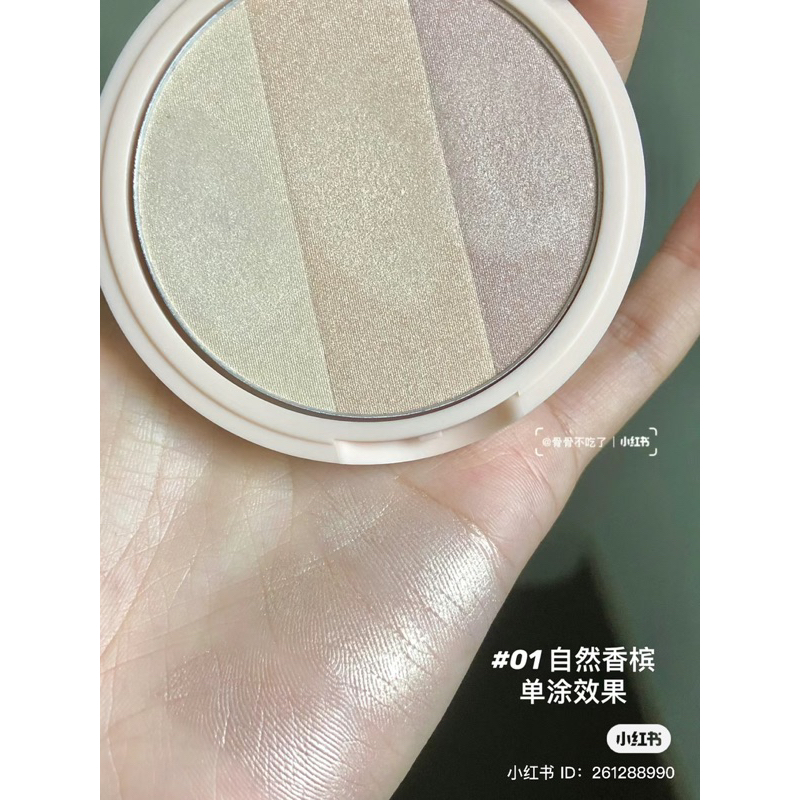 Phấn bắt sáng highlight Too Cool For School tone 01 và 02