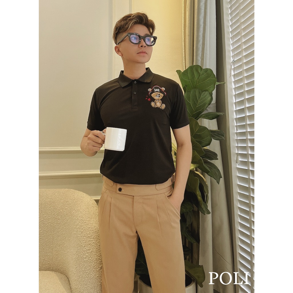 Áo thun cổ polo POLI MAN màu đen thêu hình