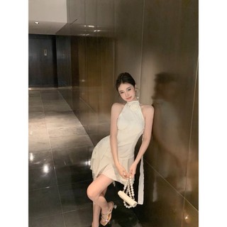 Đầm cổ yếm hở lưng đính hoa tua rua - d0785 th