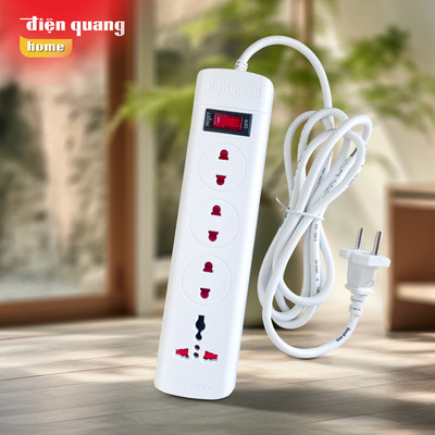 Ổ cắm điện đa năng Điện Quang ĐQ ESK 4W (1 công tắc, màu trắng. 4 lỗ - 3 lỗ 2 chấu – 1 lỗ 3 chấu), BH 12 tháng