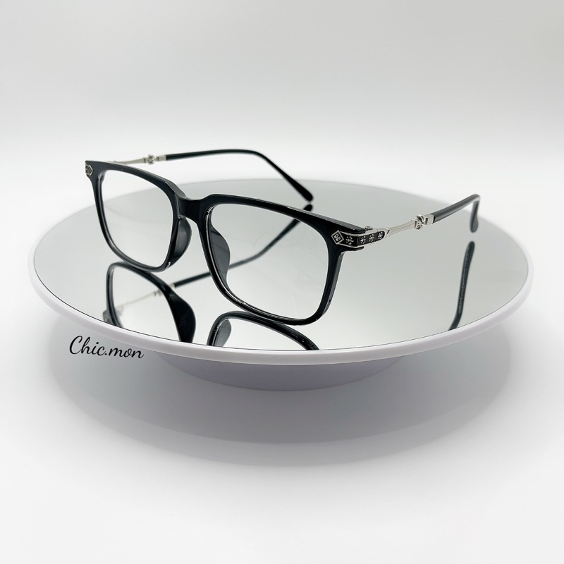 Kính ch gọng nhựa