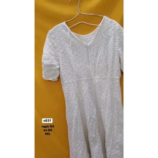 đầm tiểu thư màu trắng đục. S831