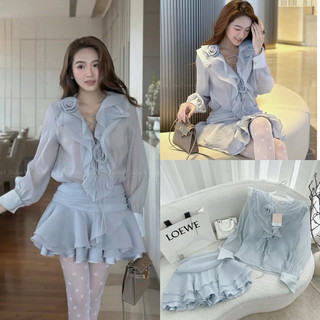 Set áo sơmi kèm chân váy xếp ly
