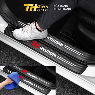 Set 9 miếng dán chống trầy xe HYUNDAI vân cabon 5D - nẹp chống trầy bậc lên xuống, cốp xe cho xe hơi siêu bền